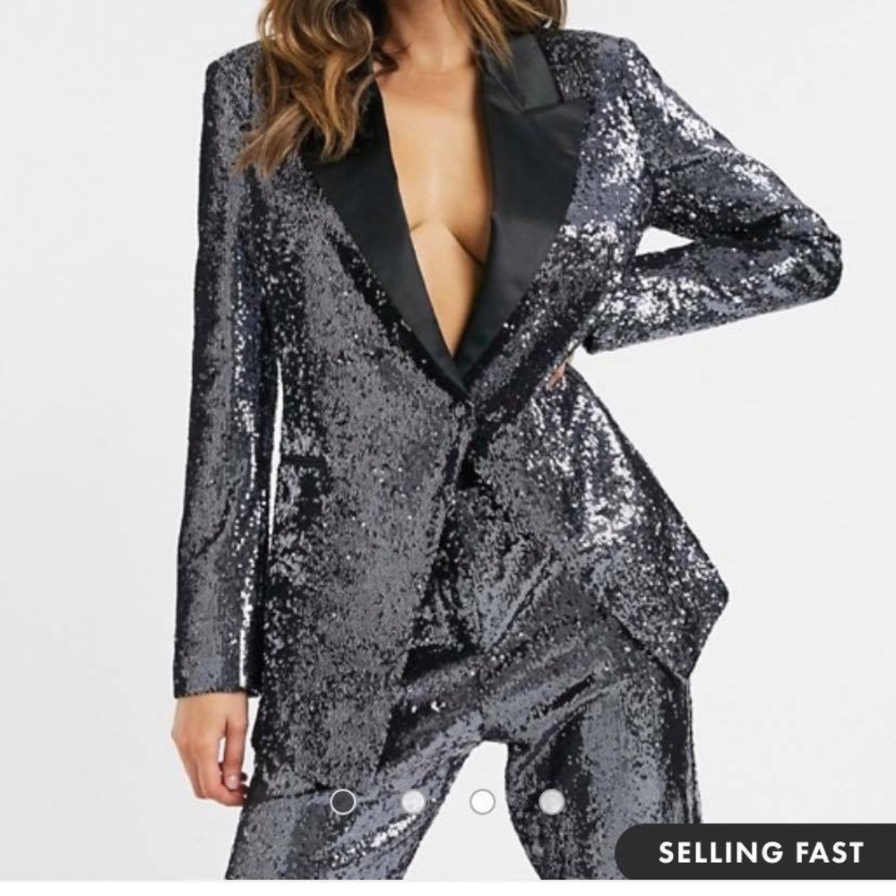 SEQUIN SUIT!!!!